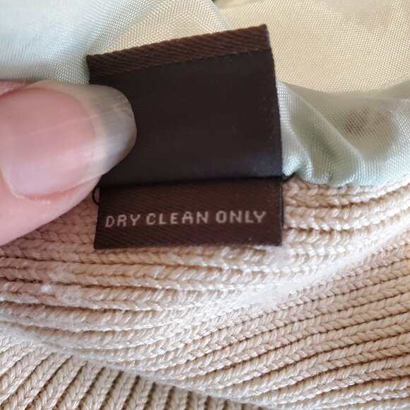 J. McLaughlin SZ L Quilted Silk Bamboo Print Sweater Jacket in Cream & Blue - Picture 9 of 9